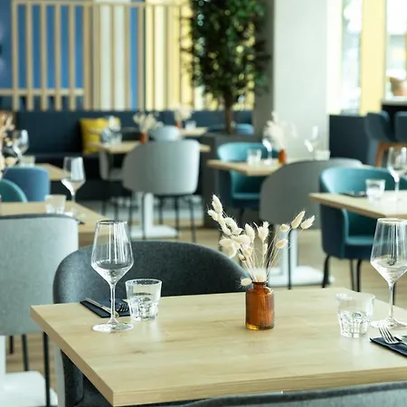 Hotel Express - North Riverside By Ihg