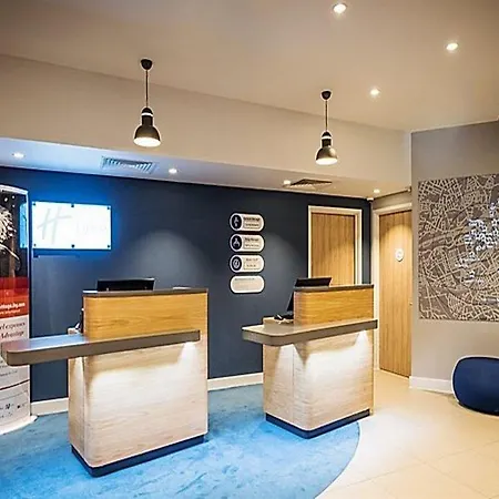 Express - North Riverside By Ihg Hotel