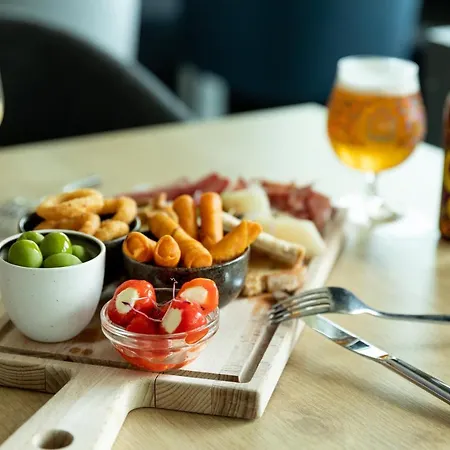 Express - North Riverside By Ihg Hotell
