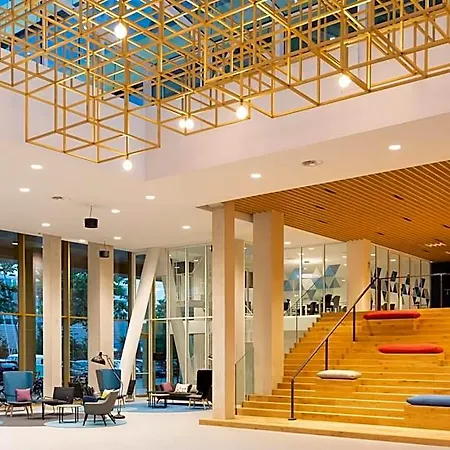 Express - North Riverside By Ihg Hotel 3*