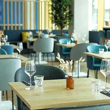 Hotel Express - North Riverside By Ihg