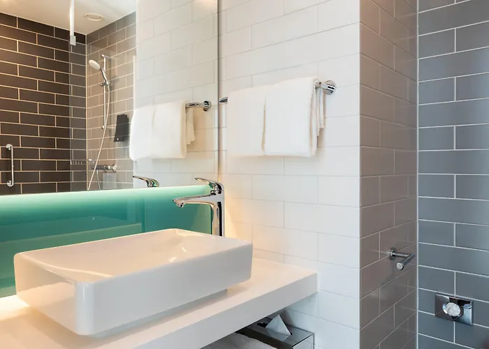 Express - North Riverside By Ihg Amsterdam